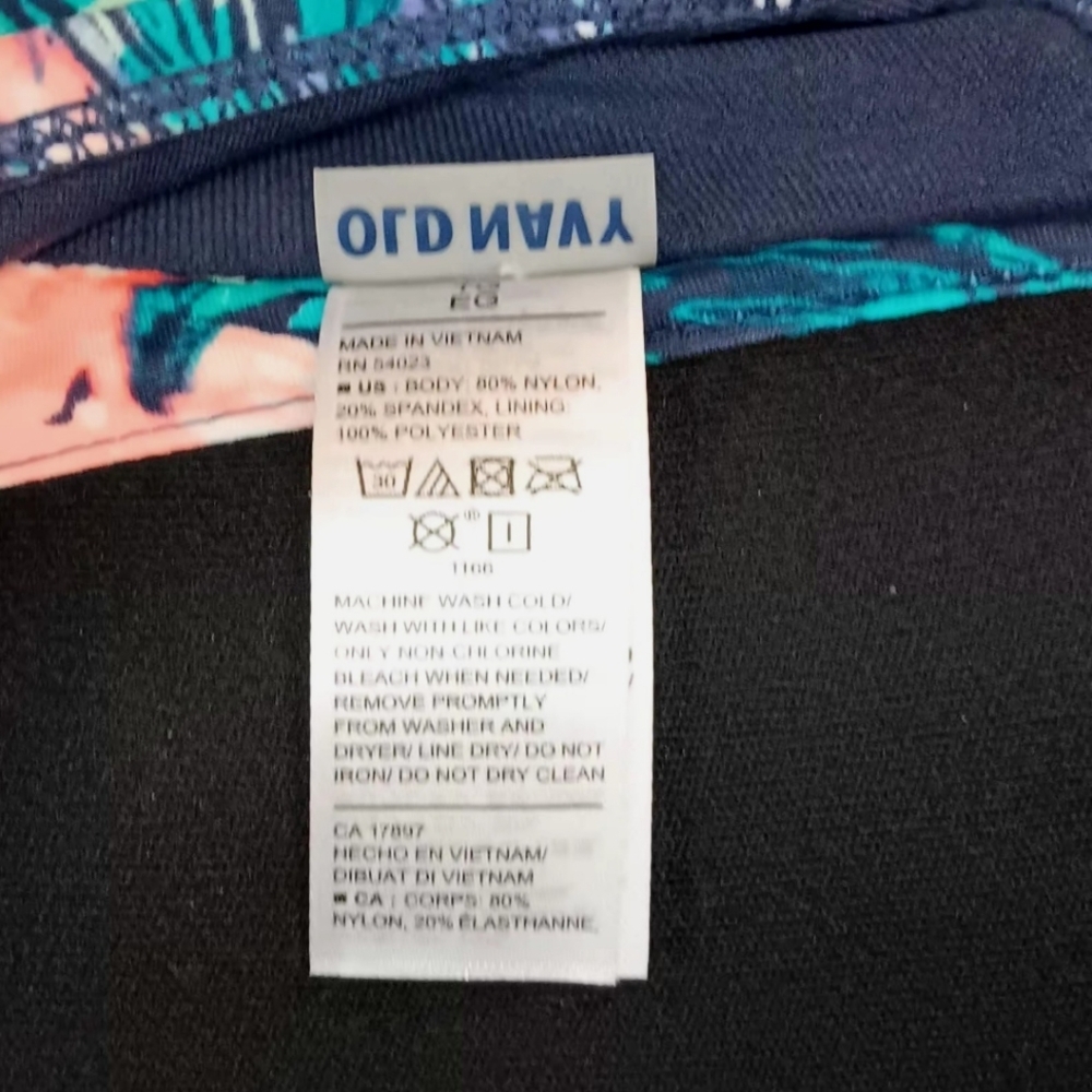 Old Navy Women’s Floral One Piece Swimsuit - Picture 9 of 14